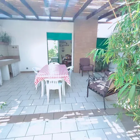 Doria Apartment *