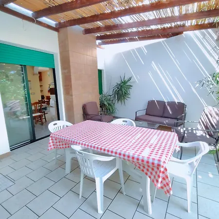 Doria Apartment